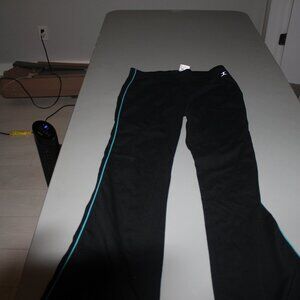 Black Danskins Athletic Pants Size Medium New